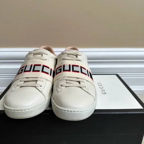 AUTHENTIC Gucci Ace Sneaker with Gucci Stripe - Picture 10 of 14